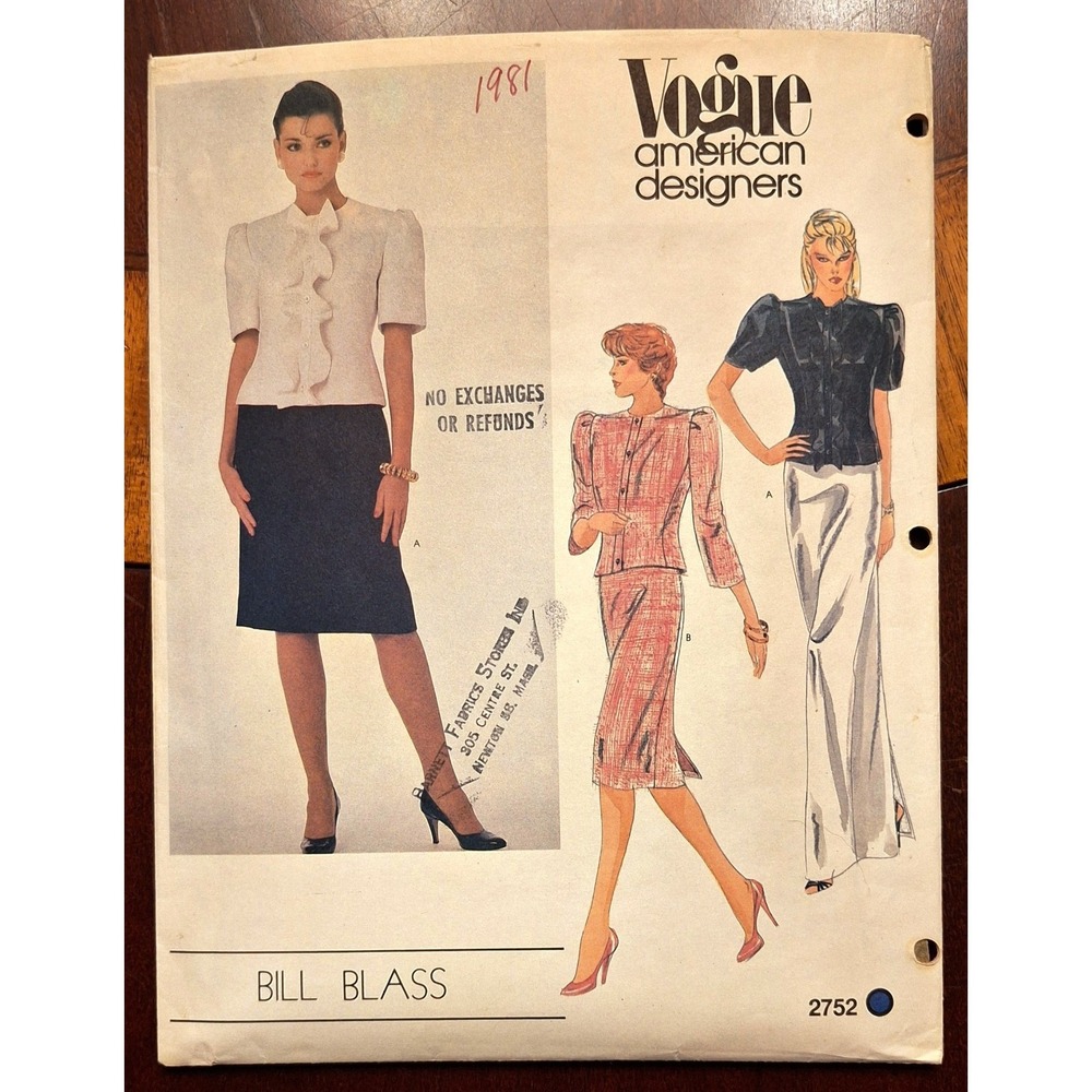 Vogue American Designer - designer Bill Blass pattern #2752 Size 10 ‎ 1981